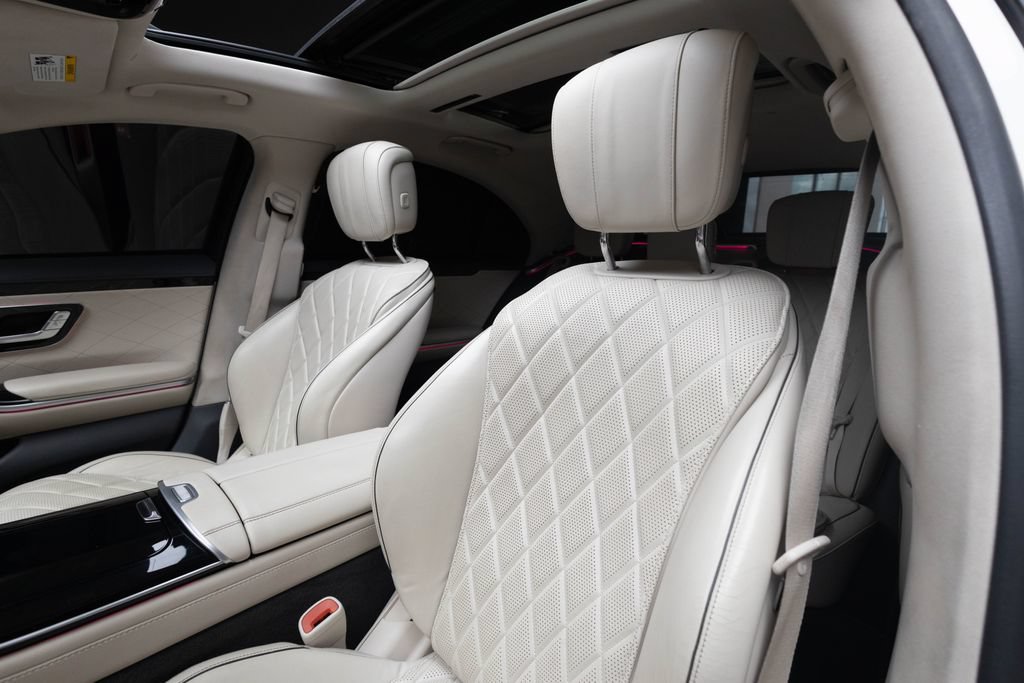 Used 2022 Mercedes-Benz S 580 4MATIC Sedan image 38