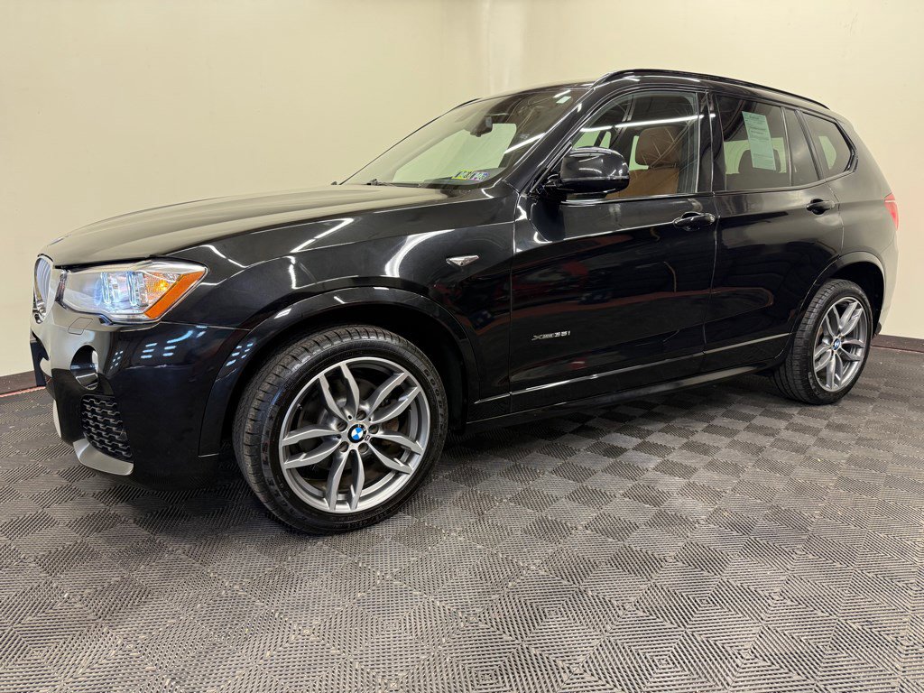Used 2017 BMW X3 xDrive35i w/ Technology Package AWD/4WD image 2