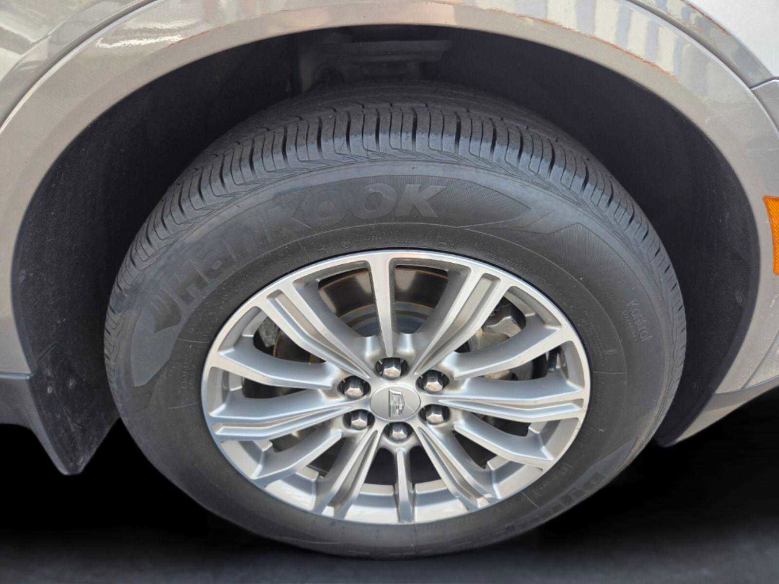 Used 2019 Cadillac XT5 Luxury FWD image 18