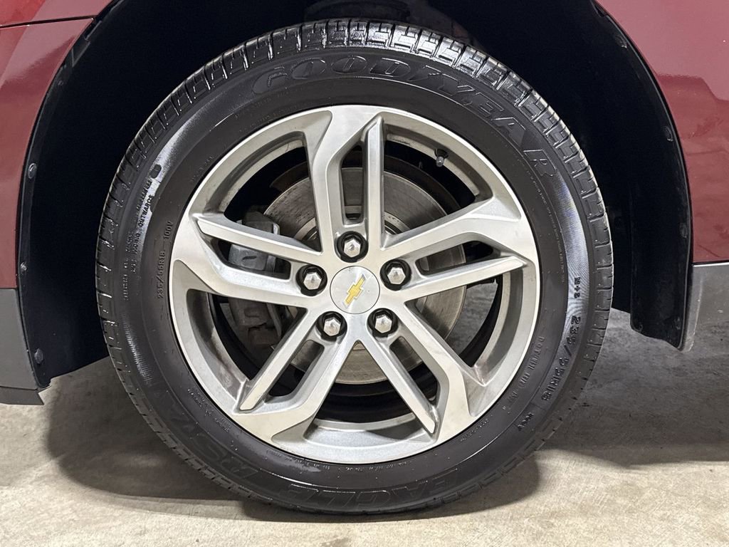 Used 2016 Chevrolet Equinox LTZ w/ Enhanced Convenience Package FWD image 27