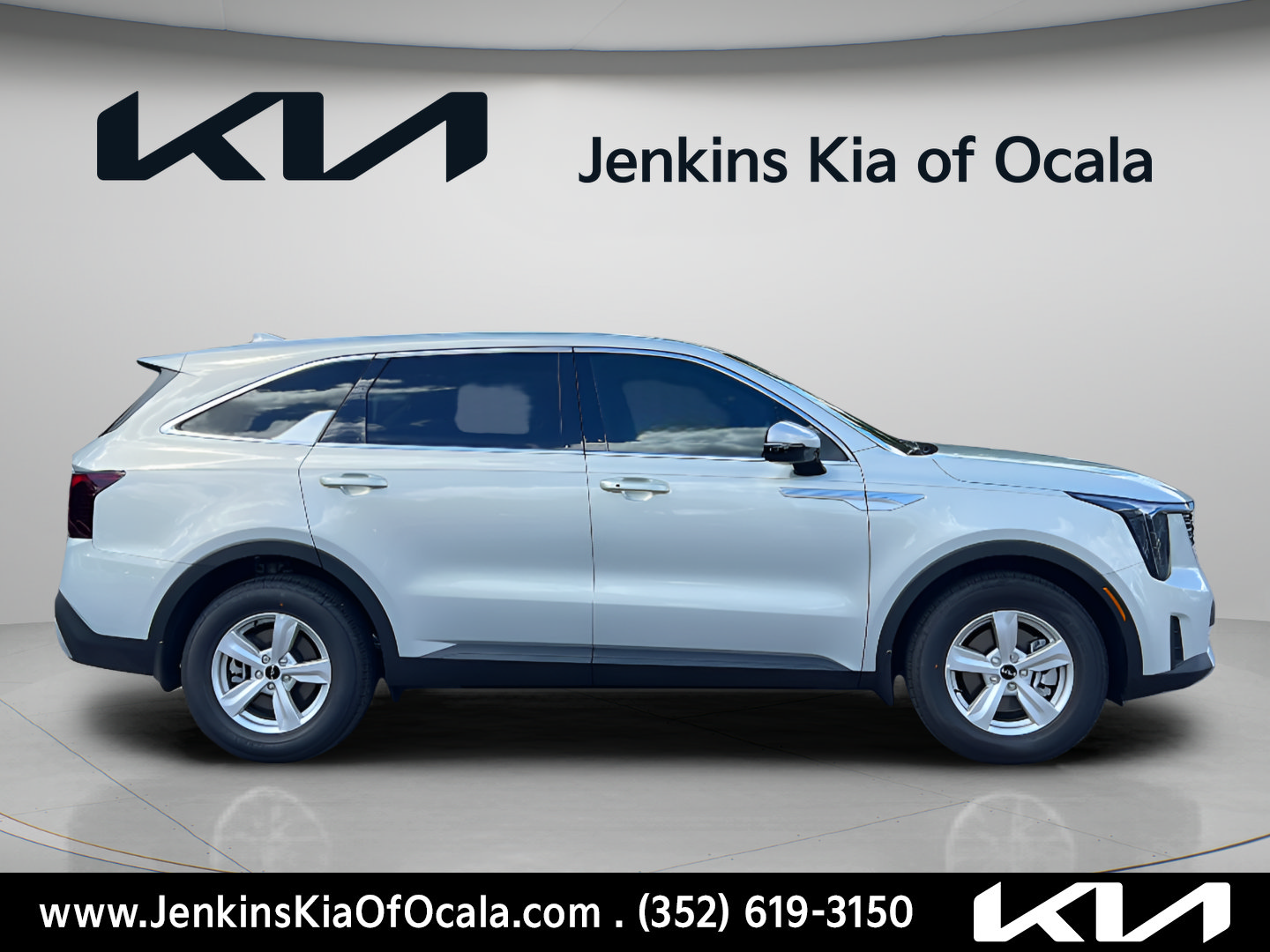 New 2026 Kia Sorento LX FWD image 2