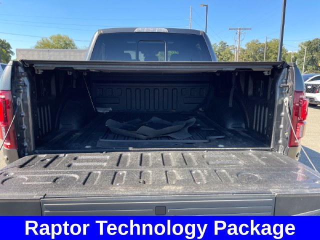 Used 2017 Ford F150 Raptor w/ Equipment Group 802A Luxury AWD/4WD image 13