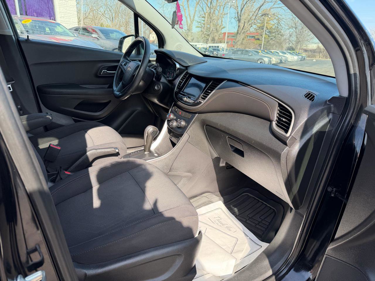 Used 2020 Chevrolet Trax LT image 17