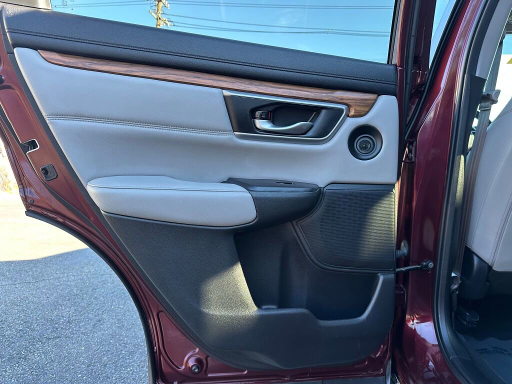 Used 2019 Honda CR-V Touring image 23