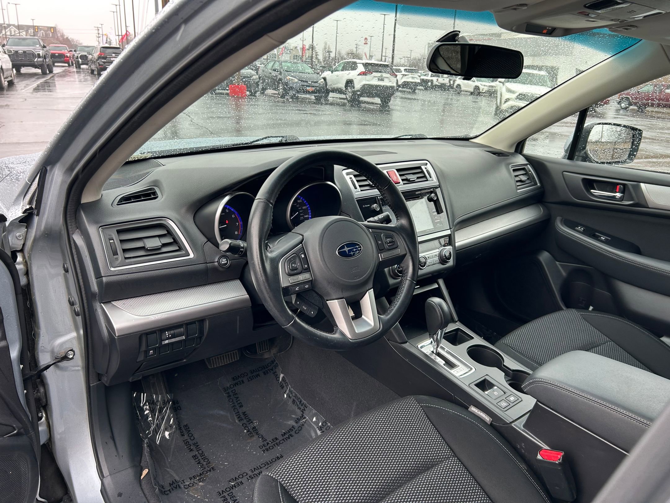 Used 2016 Subaru Outback 2.5i Premium image 9