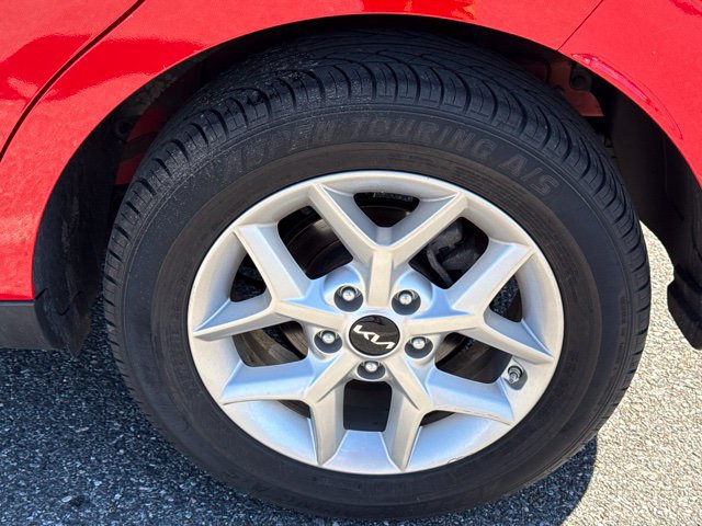 Used 2023 Kia Soul LX w/ LX Technology Package FWD image 21