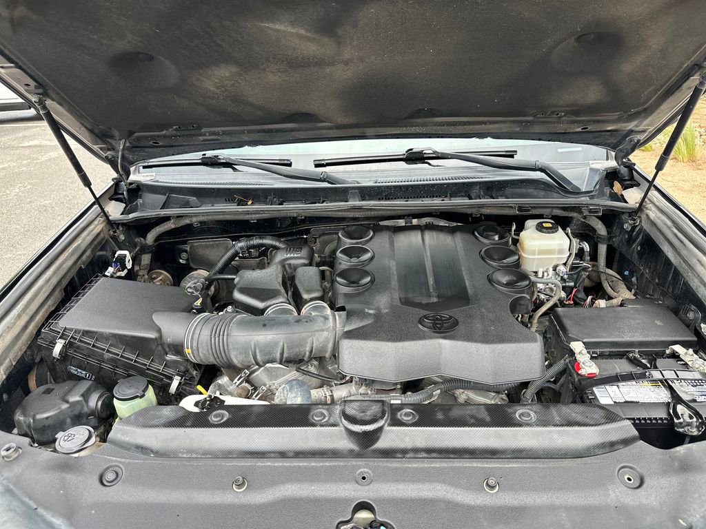 Used 2018 Toyota 4Runner SR5 Premium AWD/4WD image 15