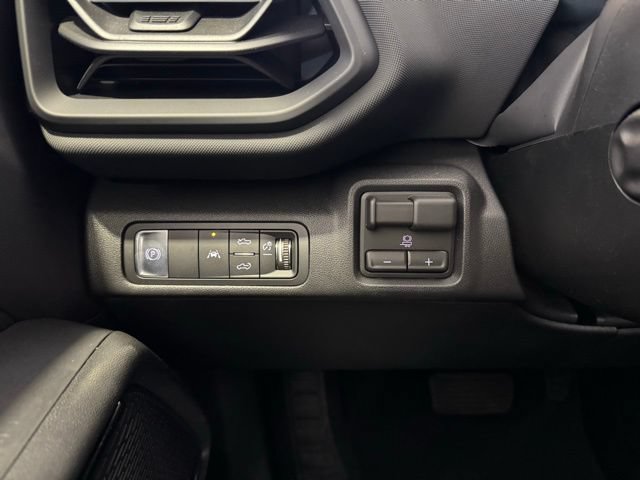 New 2026 Chevrolet Silverado EV LT AWD/4WD image 17