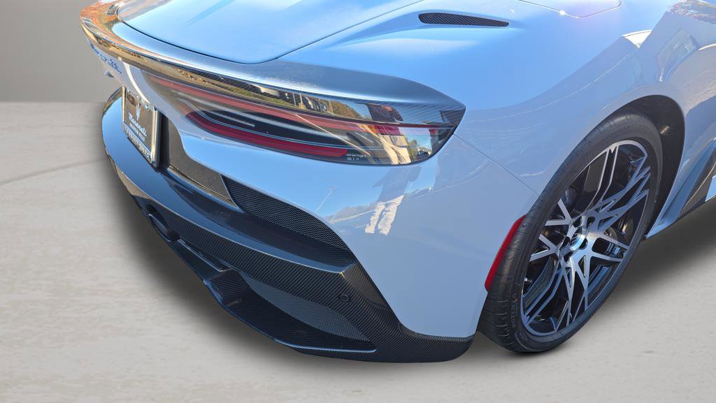 Used 2023 Maserati MC20 Spyder image 11