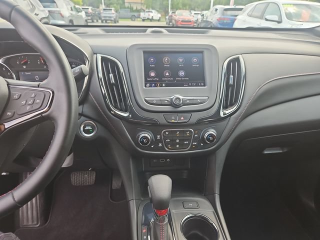 Used 2023 Chevrolet Equinox RS FWD image 17