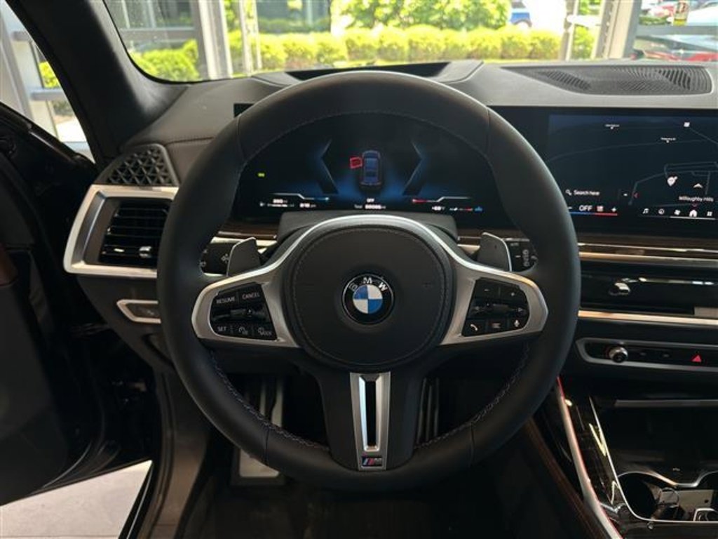 New 2025 BMW X7 M60i image 10