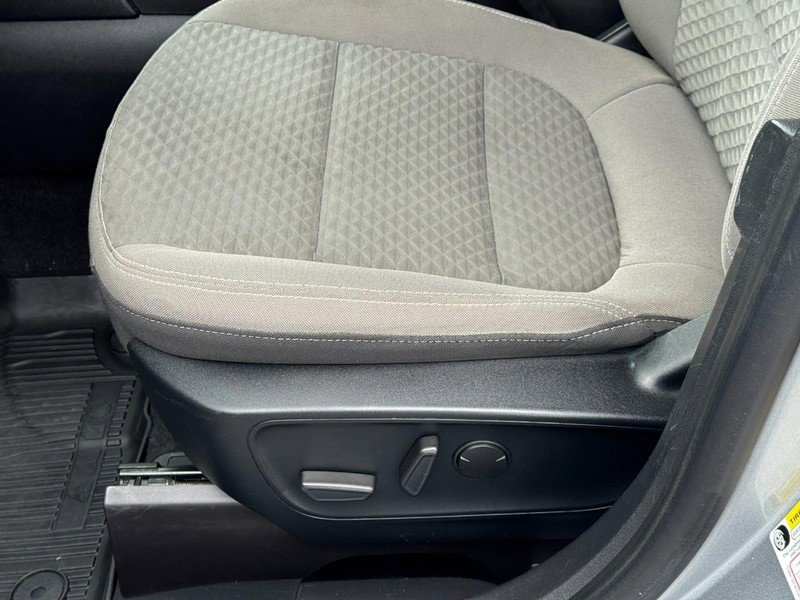 Used 2021 Ford Escape SE w/ Convenience Package image 23