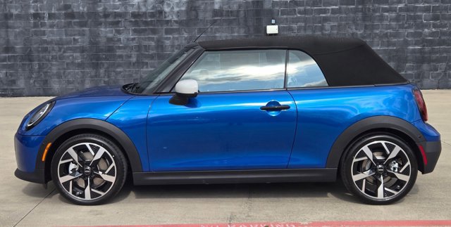 New 2026 MINI Cooper S image 11