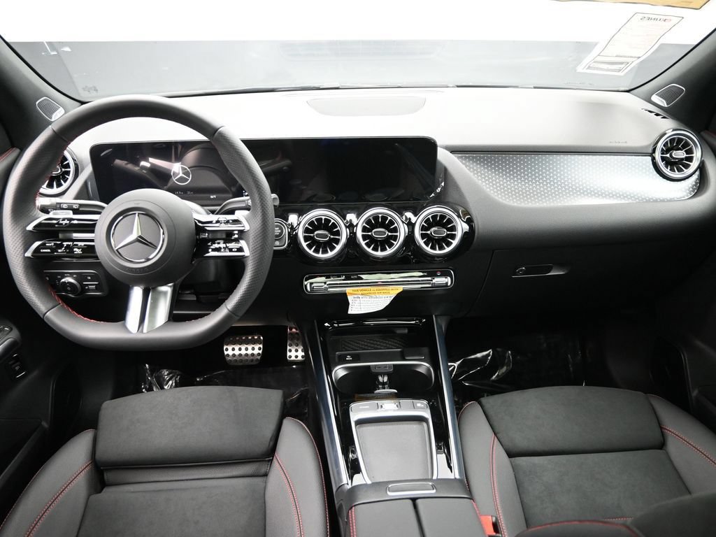 New 2025 Mercedes-Benz GLA 250 4MATIC image 21
