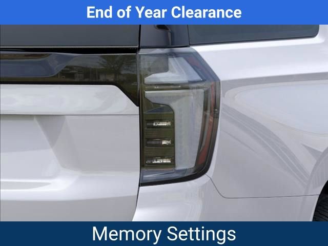 New 2025 Chevrolet Suburban High Country image 12