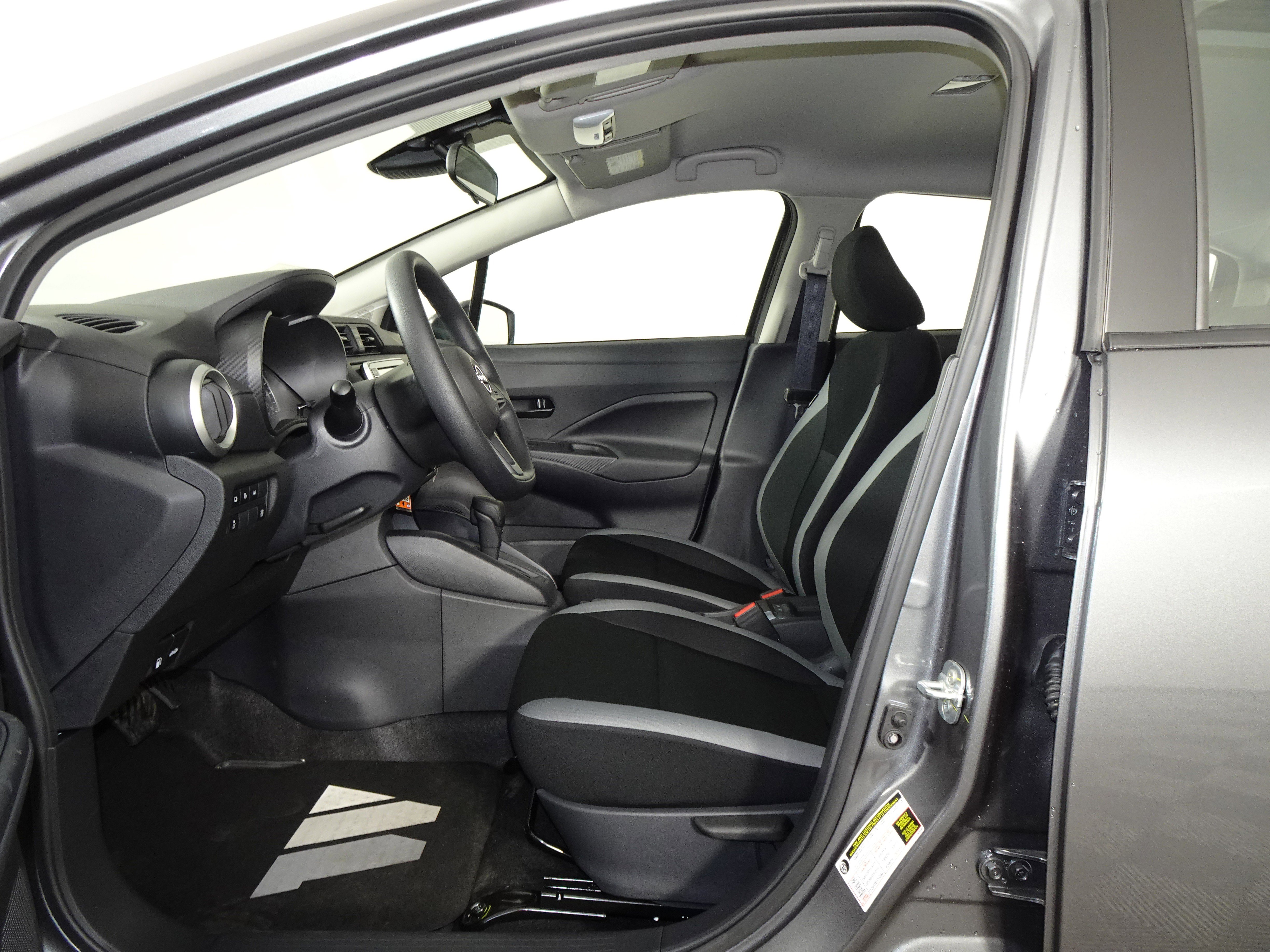 New 2025 Nissan Versa S w/ Trunk Package image 4