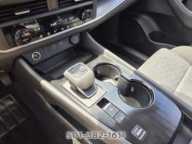 Certified 2023 Nissan Rogue SV FWD image 24