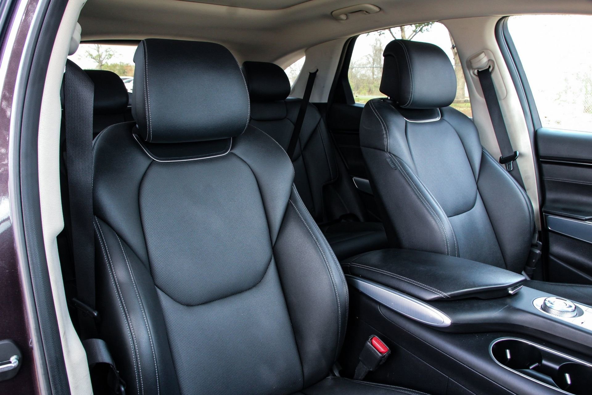 Used 2022 Genesis GV70 2.5T w/ Select Package image 30