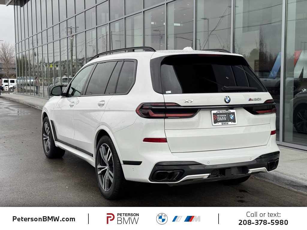 Used 2025 BMW X7 M60i image 4