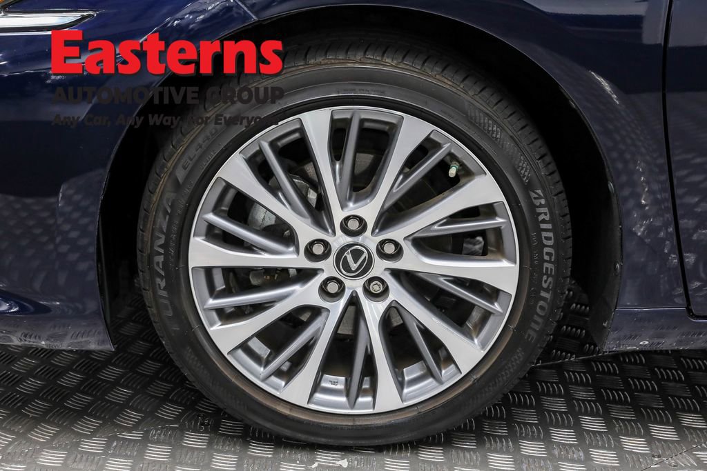 Used 2019 Lexus ES 350 w/ Premium Package image 29