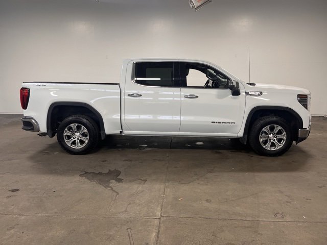 Used 2024 GMC Sierra 1500 SLT image 2