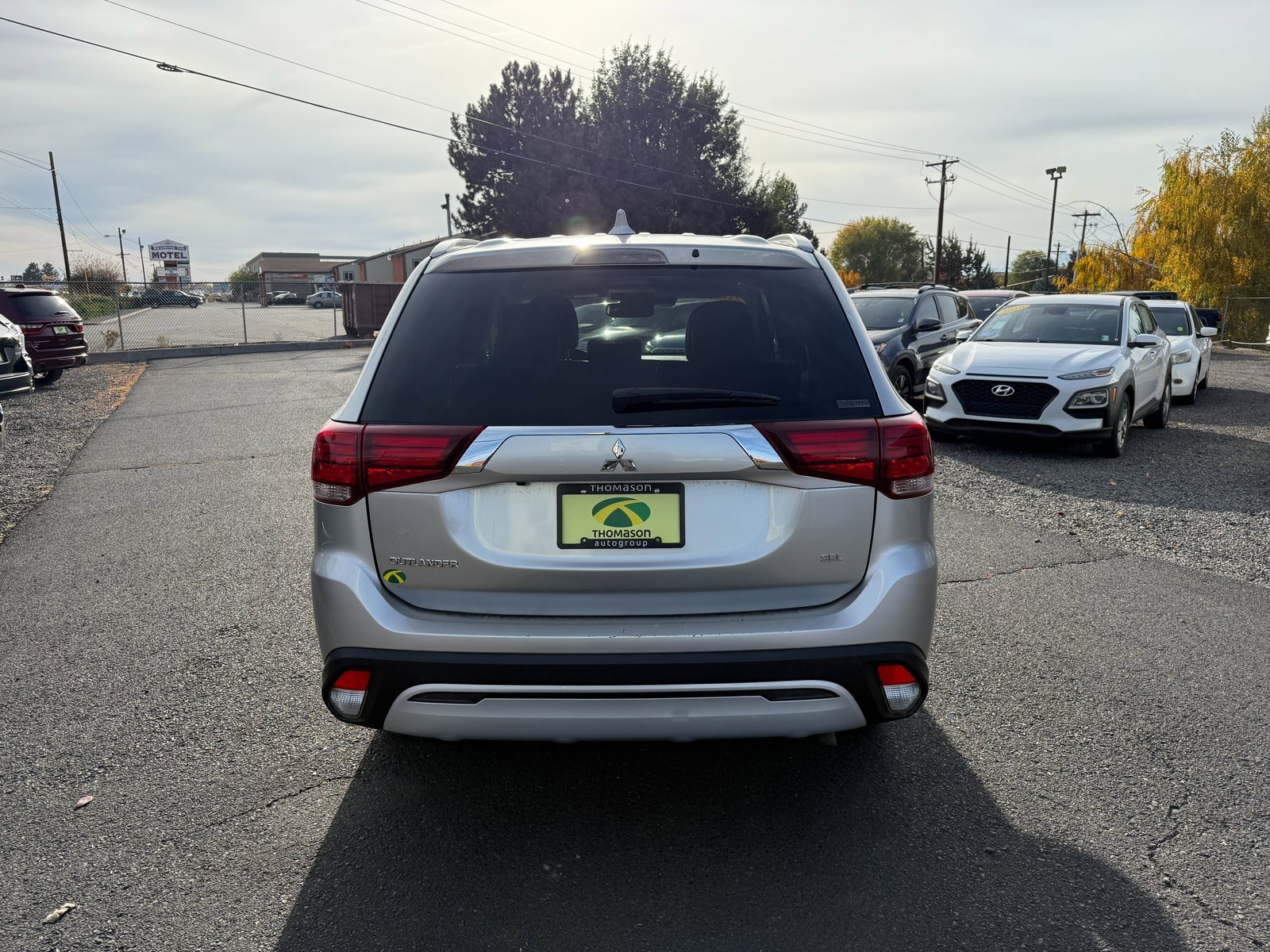 Used 2020 Mitsubishi Outlander SEL image 3