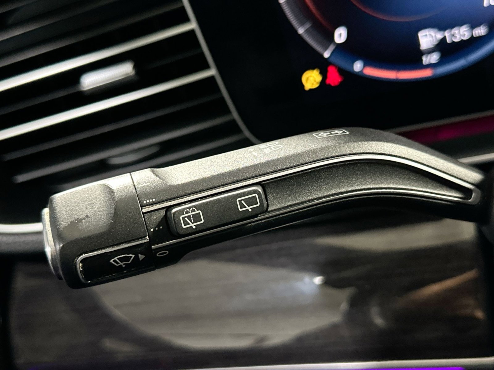 Used 2021 Mercedes-Benz GLE 350 4MATIC image 32