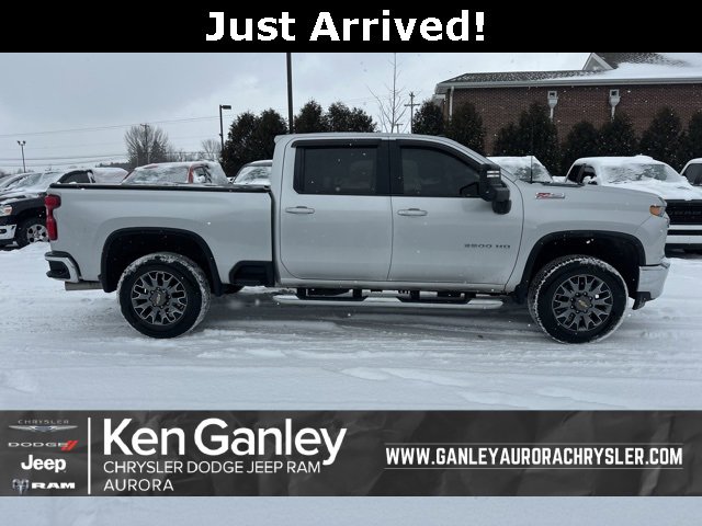 Used 2022 Chevrolet Silverado 2500 LT w/ Convenience Package image 1