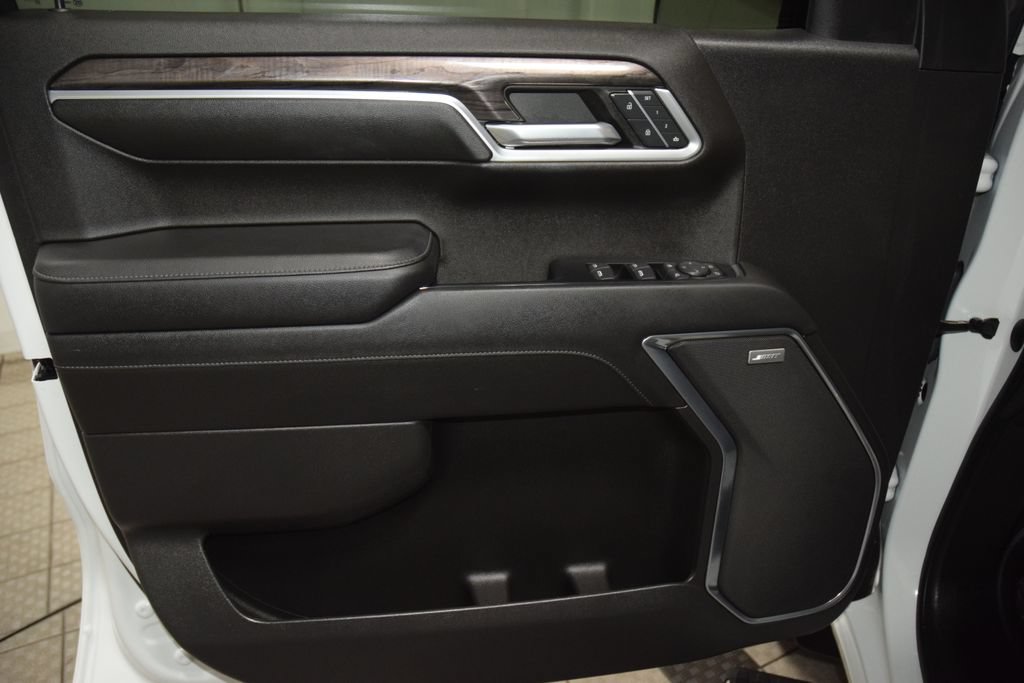 Used 2022 Chevrolet Silverado 1500 LTZ AWD/4WD image 51