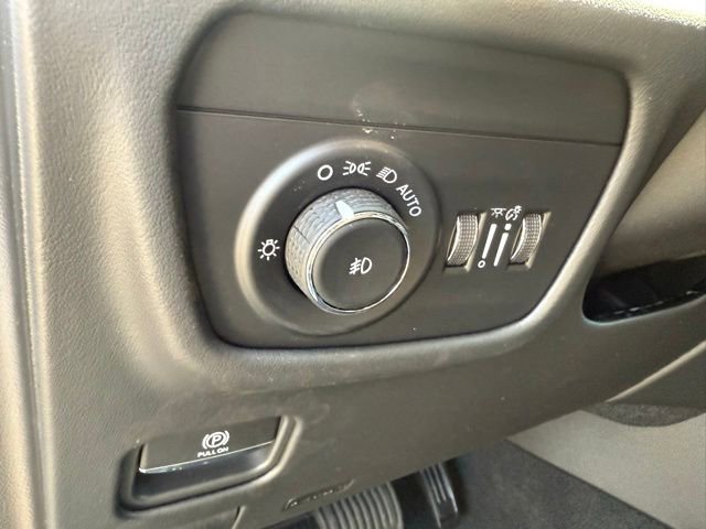 New 2026 Jeep Grand Cherokee L Summit AWD/4WD image 40