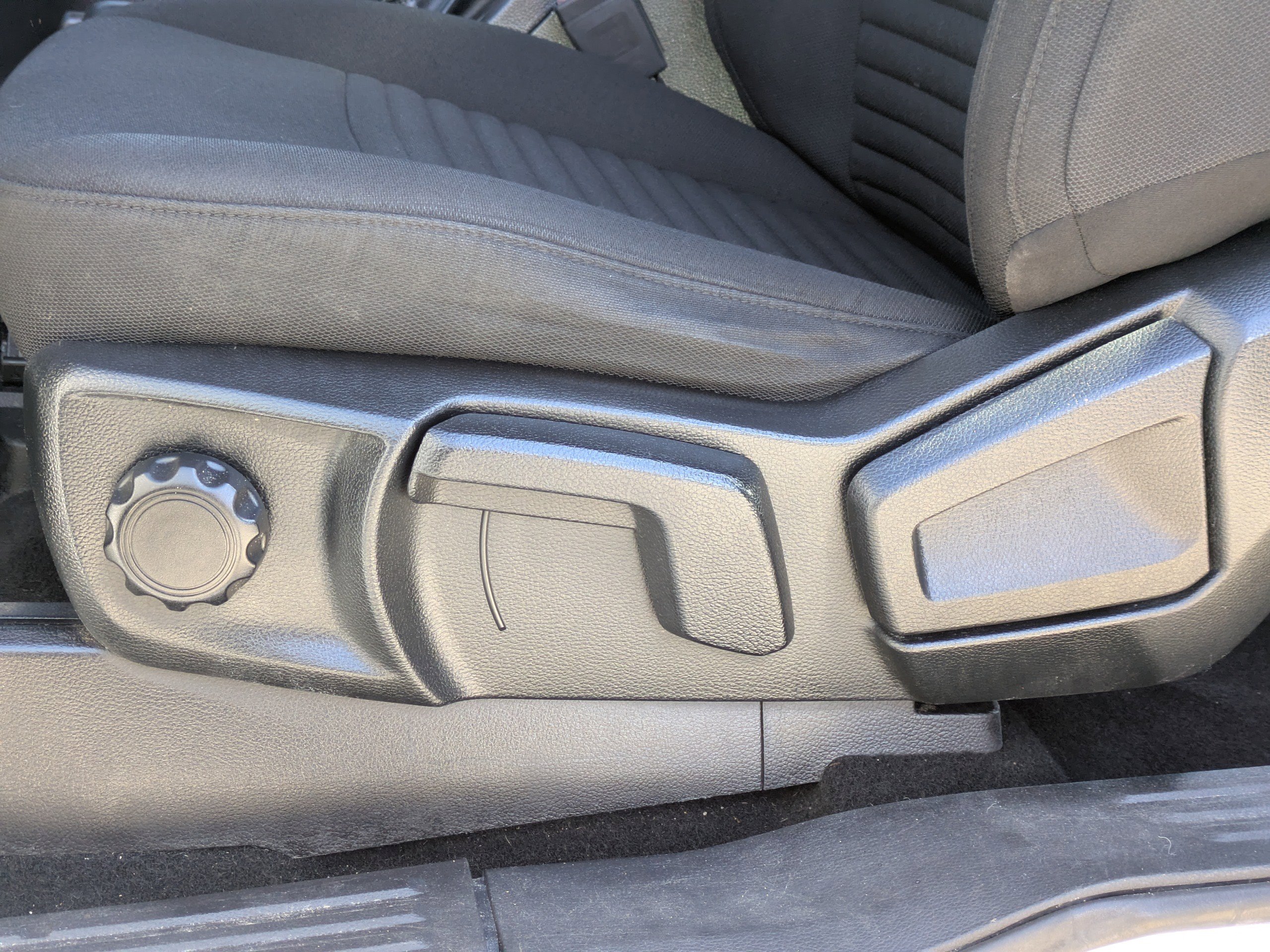 Used 2019 Ford Ranger XL w/ Equipment Group 101A Mid image 19