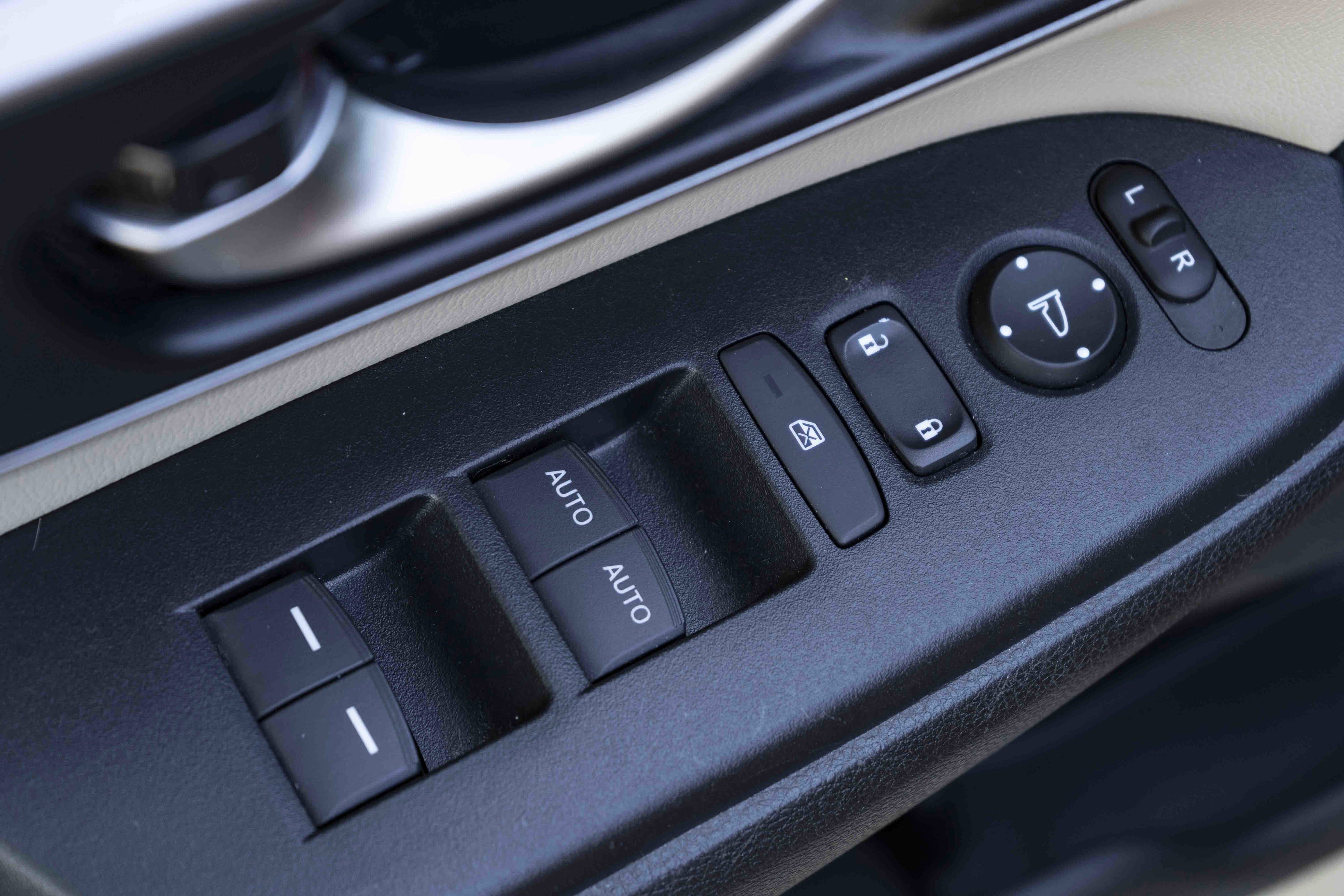 Used 2018 Honda CR-V EX-L image 37