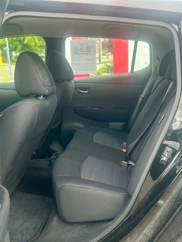 Used 2024 Nissan Leaf S FWD image 6