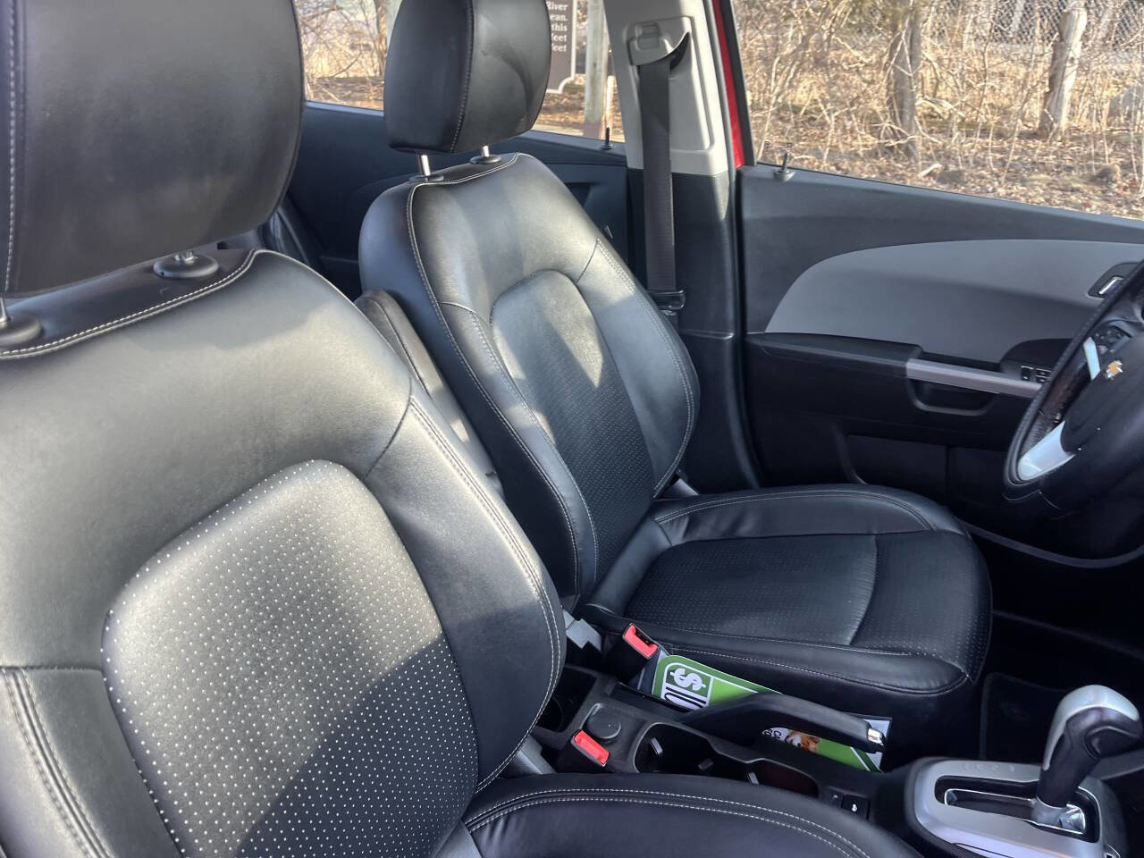 Used 2020 Chevrolet Sonic Premier FWD image 34