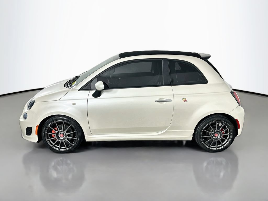 Used 2018 FIAT 500 Abarth w/ Popular Equipment Package FWD image 3