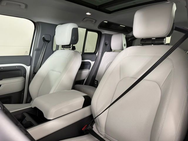 New 2026 Land Rover Defender 110 S AWD/4WD image 15