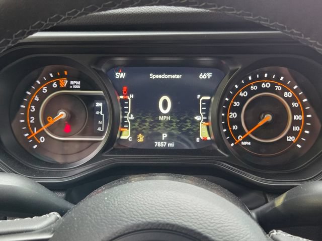 Used 2025 Jeep Gladiator Sport AWD/4WD image 23