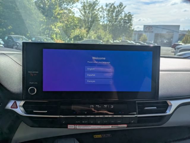 New 2026 Toyota Sienna XLE AWD/4WD image 24