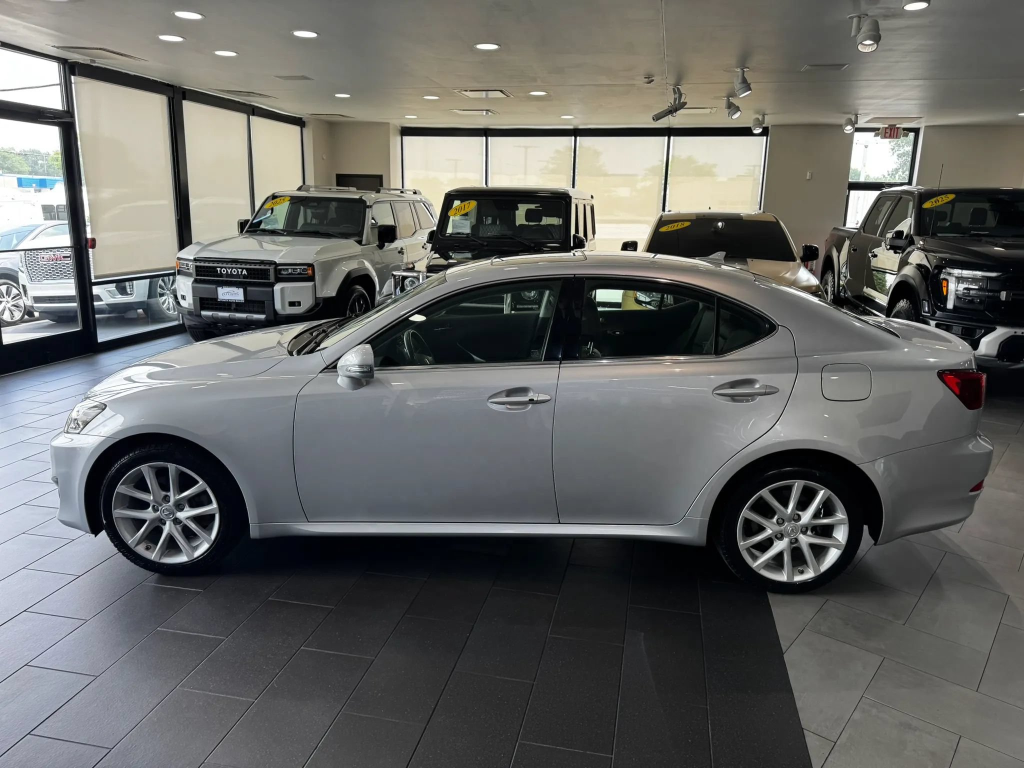 Used 2012 Lexus IS 250 AWD w/ Premium Pkg Value Edition image 2
