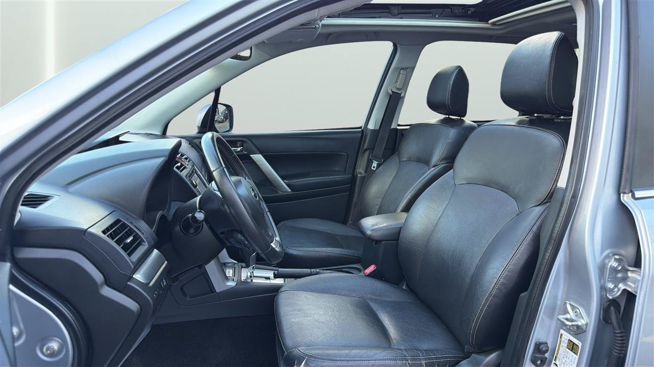 Used 2014 Subaru Forester 2.5i Limited w/ Popular Package #2 AWD/4WD image 12