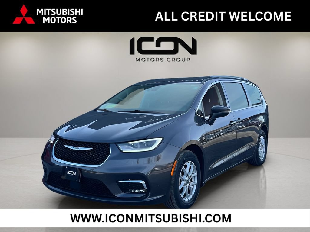 Used 2022 Chrysler Pacifica Touring-L