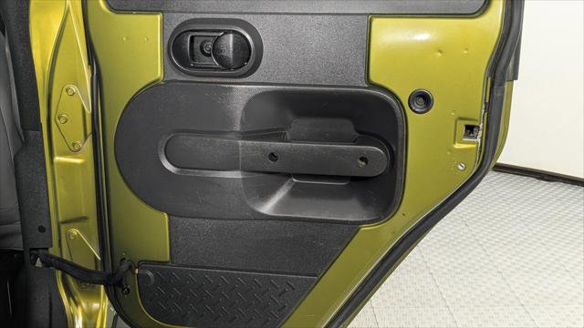 Used 2008 Jeep Wrangler X AWD/4WD image 19