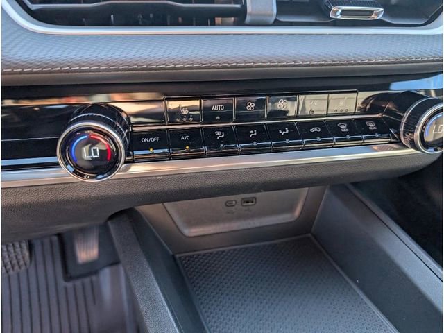 New 2026 Chevrolet Equinox LT w/ Convenience Package II image 21