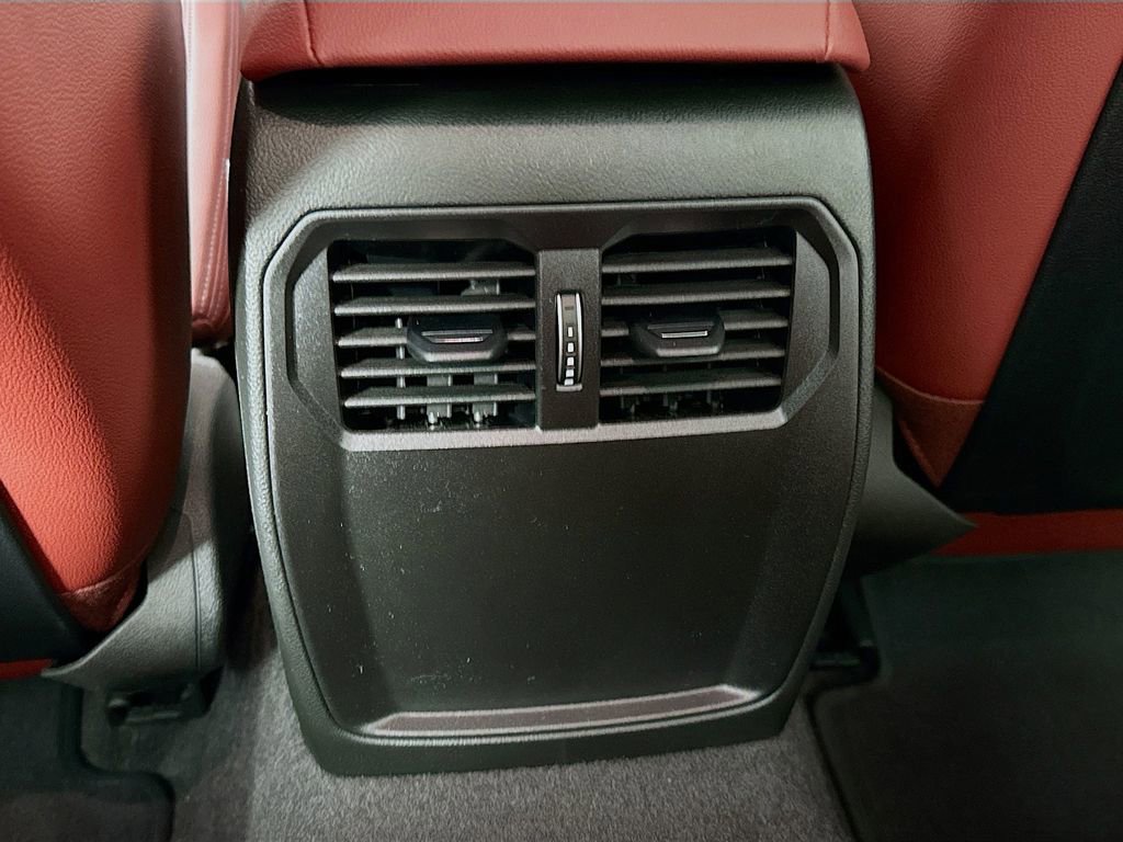 Used 2026 BMW 230i 230i w/ M Sport Package image 18