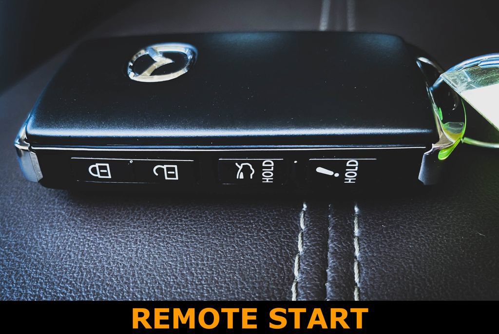 Used 2021 MAZDA CX-30 AWD 2.5 S w/ Premium Package image 12