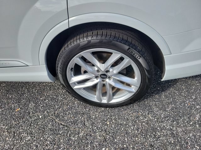 Used 2018 Audi Q7 3.0T Prestige AWD/4WD image 6