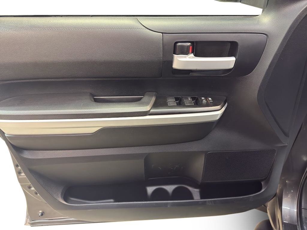 Used 2014 Toyota Tundra SR5 image 13