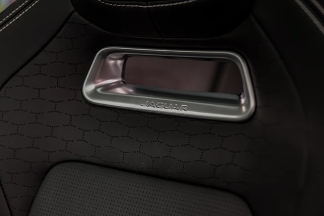 Used 2025 Jaguar F-PACE R-Dynamic S AWD/4WD image 40