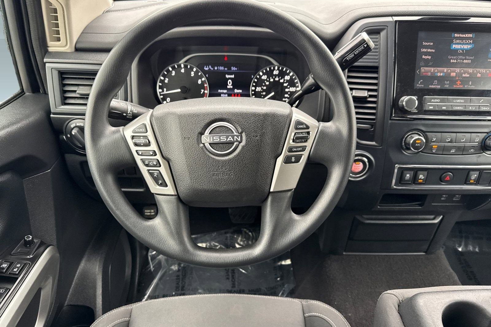 Used 2023 Nissan Titan SV image 14