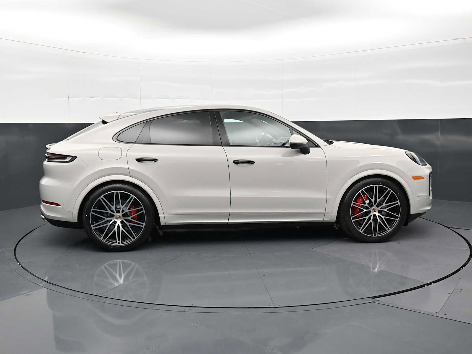New 2026 Porsche Cayenne S AWD/4WD image 30